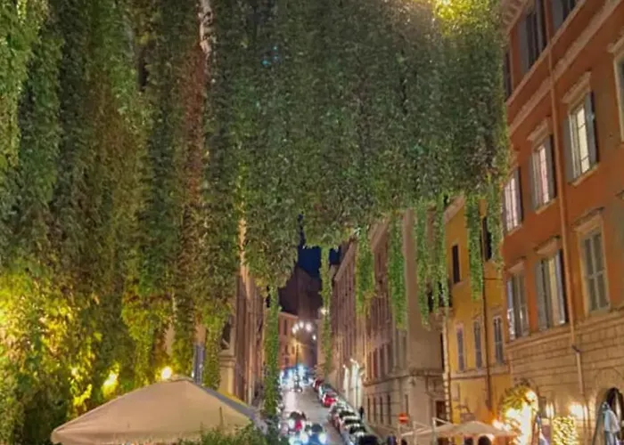 Reale Colosseo Trevi - Private Garden Rome